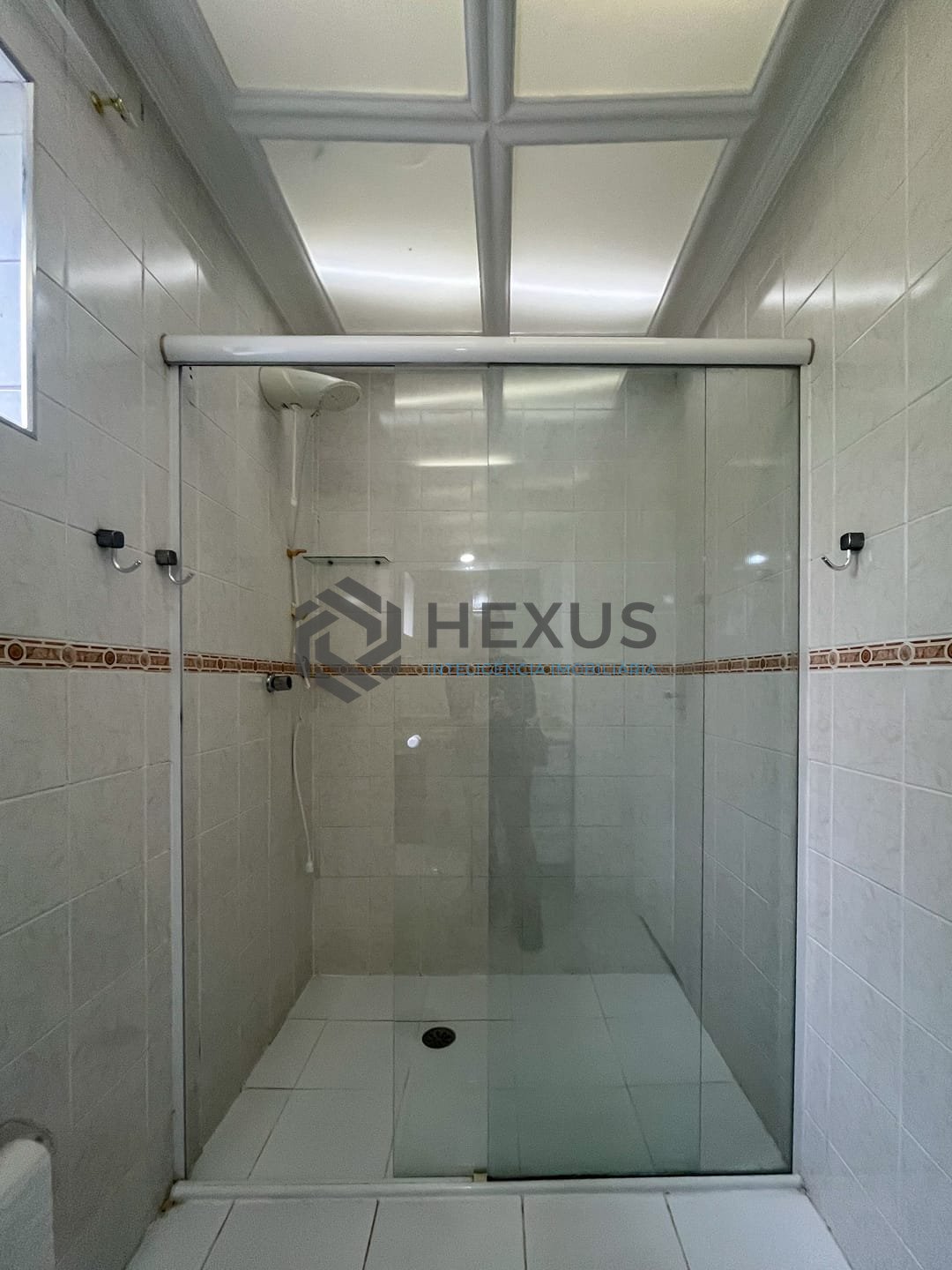Foto 24 de Apartamento com varanda gourmet e lazer a duas quadras da Praia das Pitangueiras, Guaruja