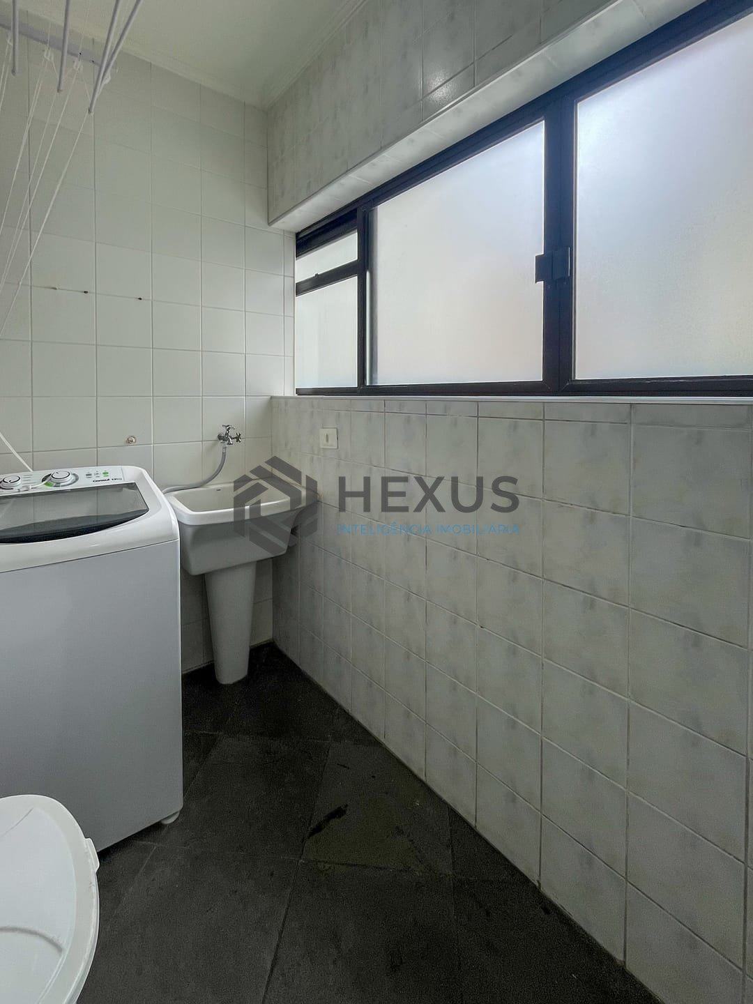 Foto 28 de Apartamento com varanda gourmet e lazer a duas quadras da Praia das Pitangueiras, Guaruja