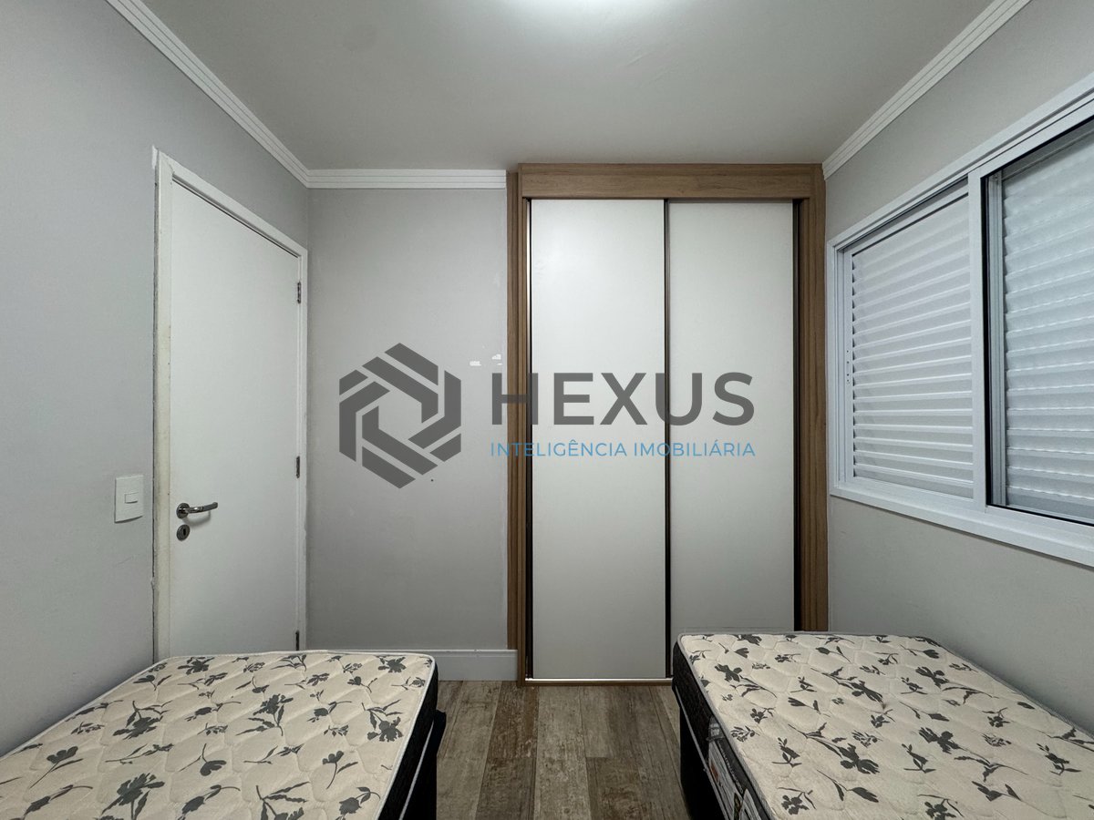 Foto 15 de Apartamento reformado com varanda gourmet e lazer a duas quadras da Praia das Pitangueiras, Guaruja
