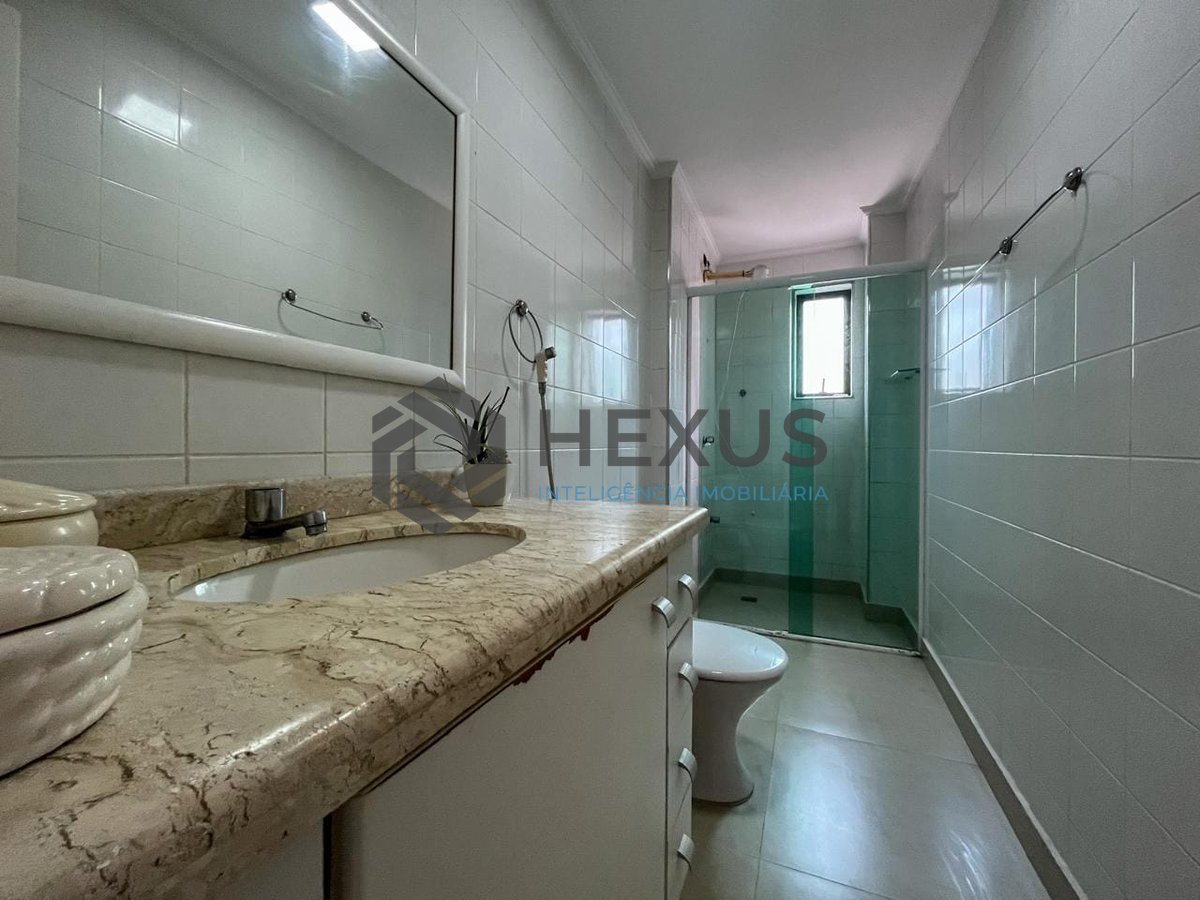 Foto 25 de Apartamento com varanda gourmet e lazer a duas quadras da Praia das Pitangueiras, Guaruja