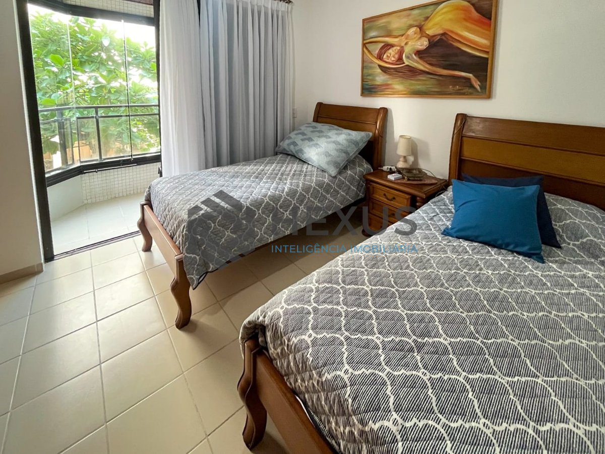 Foto 13 de Apartamento com varanda e lazer na Praia das Pitangueiras, Guaruja