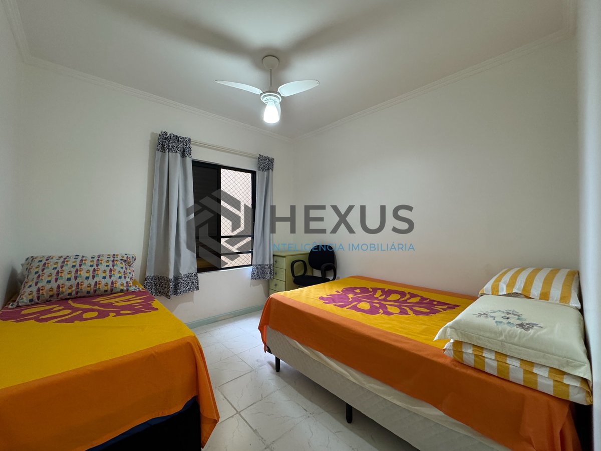 Foto 16 de Apartamento com varanda e lazer a duas quadras da Praia das Pitangueiras, Guaruja