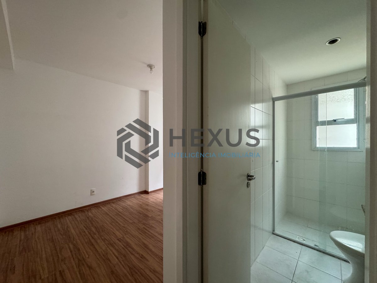 Foto 13 de Apartamento com varanda gourmet e lazer a duas quadras da Praia das Pitangueiras, Guaruja