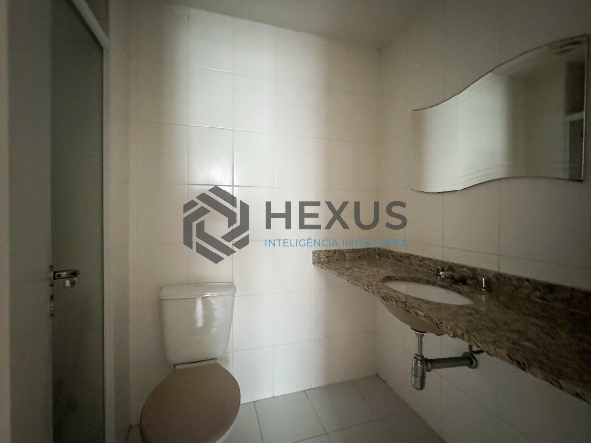 Foto 25 de Apartamento com varanda gourmet e lazer a duas quadras da Praia das Pitangueiras, Guaruja