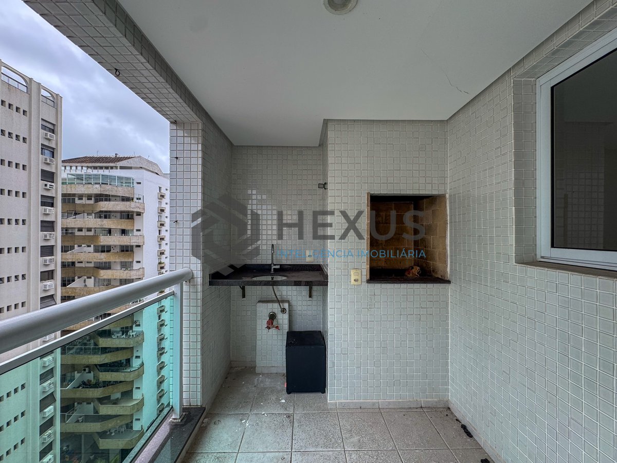 Foto 5 de Apartamento com varanda gourmet e lazer a duas quadras da Praia das Pitangueiras, Guaruja