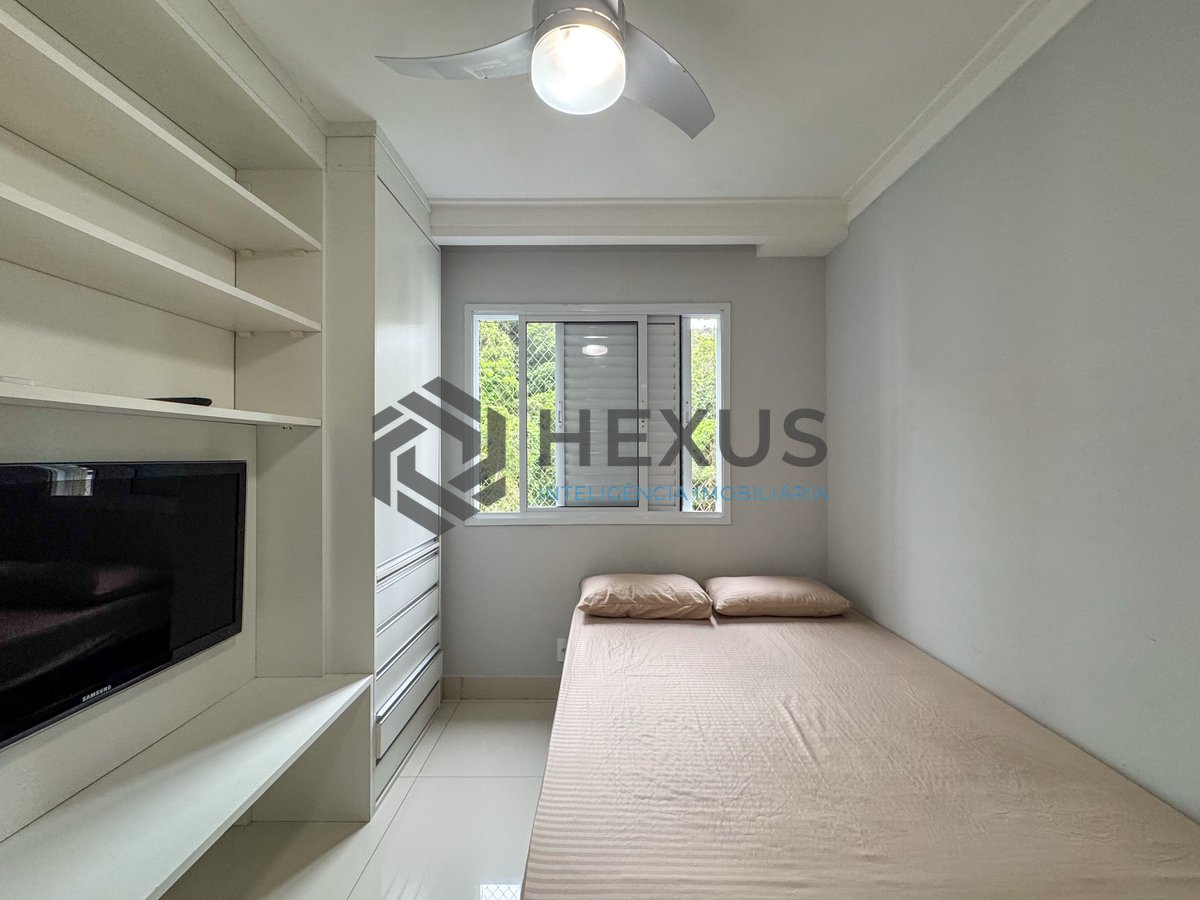 Foto 28 de Apartamento reformado com varanda gourmet e lazer a duas quadras da Praia das Pitangueiras, Guaruja