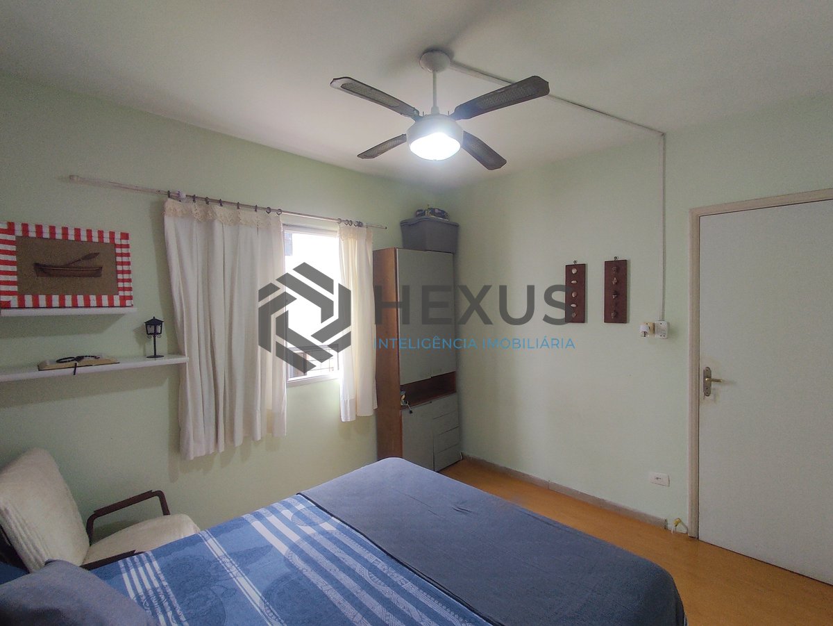 Foto 18 de Apartamento reformado e mobiliado na quadra mar da Praia da Enseada, Guaruja