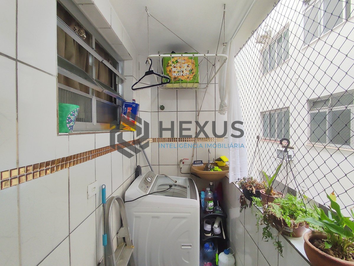 Foto 26 de Apartamento reformado e mobiliado na quadra mar da Praia da Enseada, Guaruja