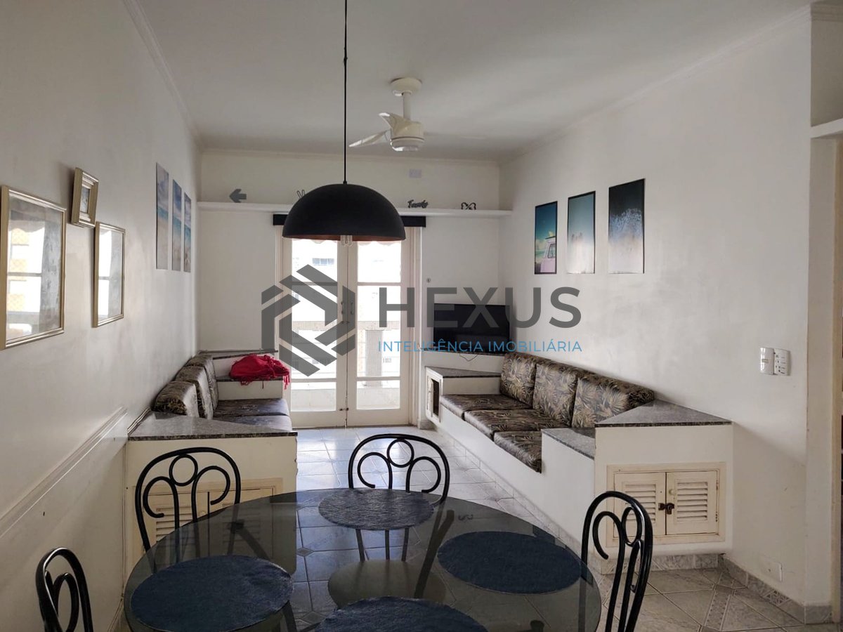 Foto 3 de Apartamento com varanda e vista mar na beira mar da Praia das Pitangueiras, Guaruja