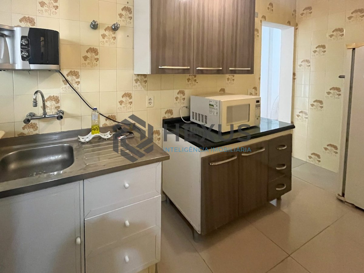 Foto 9 de Apartamento com vista mar na quadra mar da Praia das Pitangueiras, Guaruja