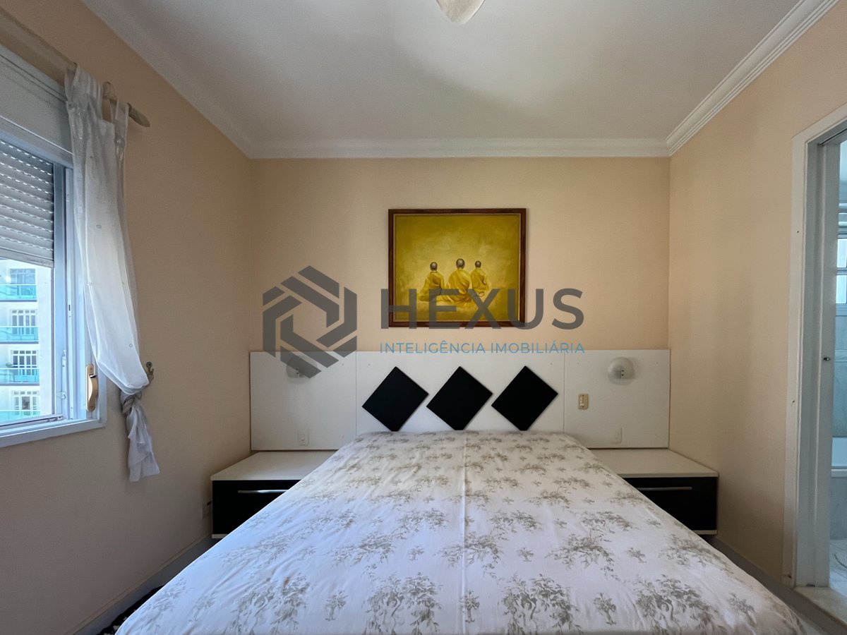Foto 11 de Apartamento com varanda na beira mar da Praia das Pitangueiras, Guaruja