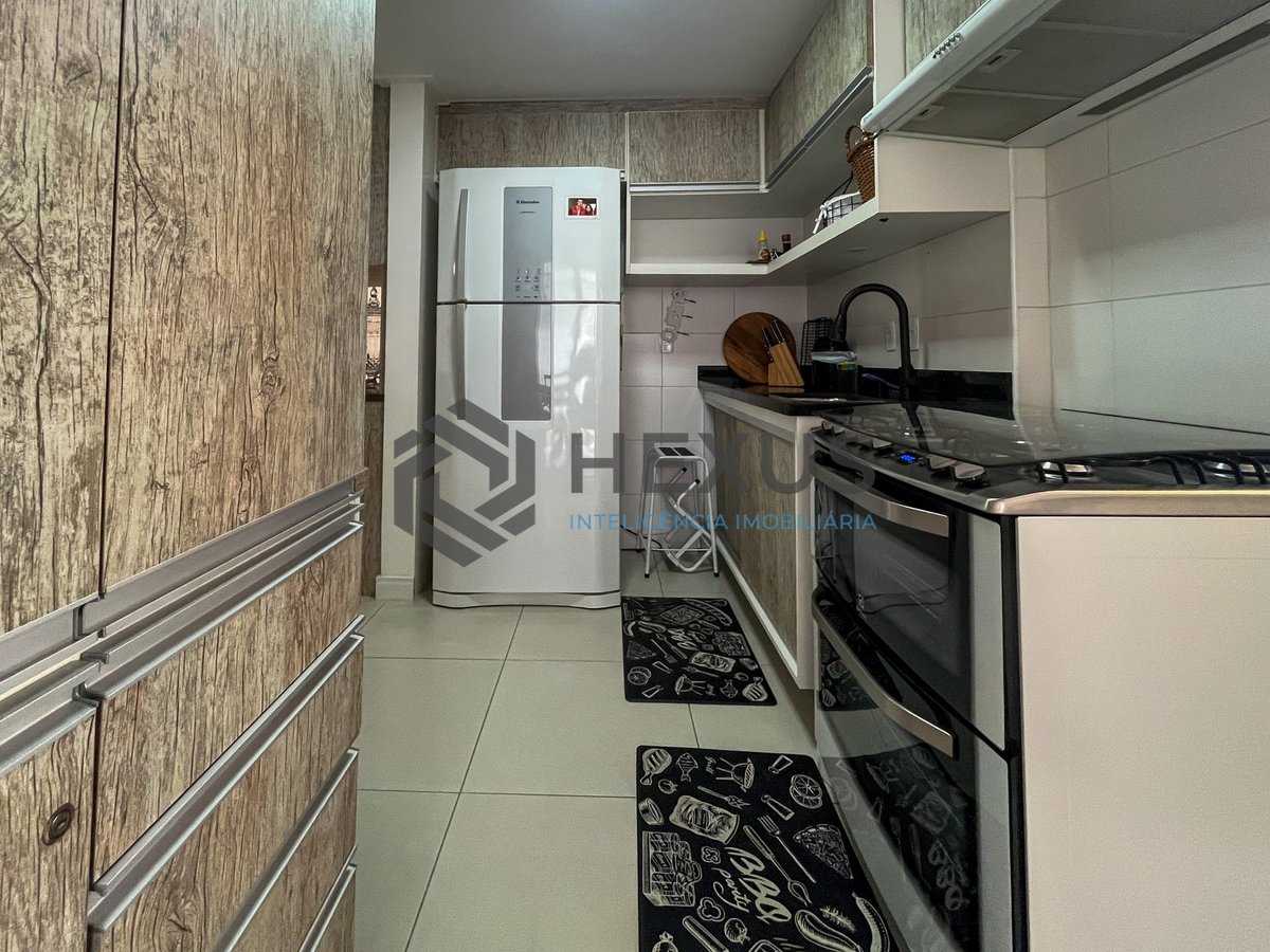 Foto 14 de Apartamento com varanda gourmet, lazer e vista mar na quadra mar da Praia das Pitangueiras, Guaruja