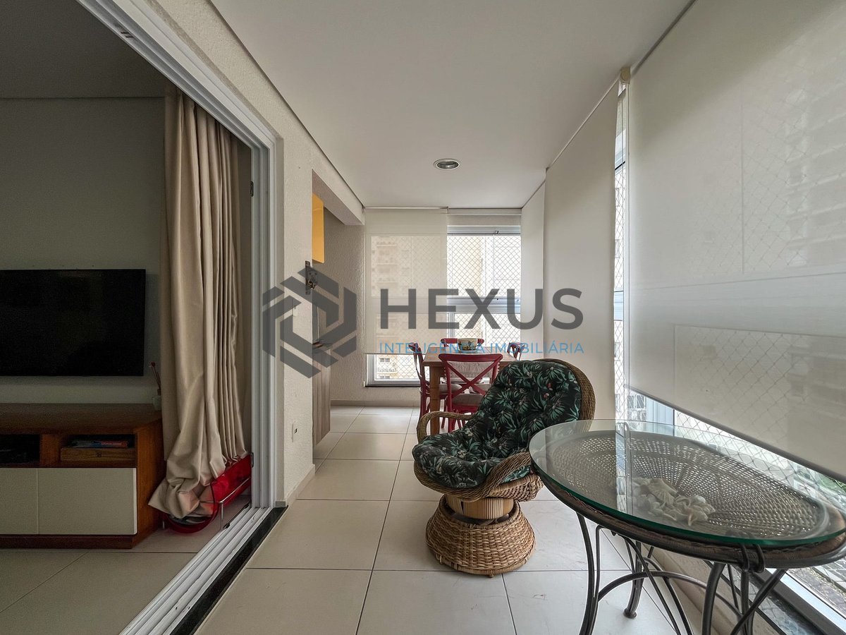 Foto 4 de Apartamento com varanda gourmet, lazer e vista mar na quadra mar da Praia das Pitangueiras, Guaruja