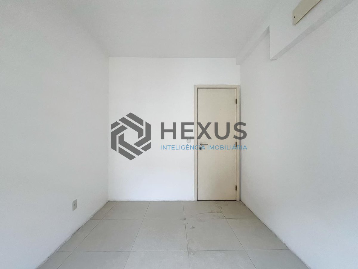 Foto 19 de Apartamento com varanda gourmet, vista mar e lazer na quadra mar da Praia das Pitangueiras, Guaruja