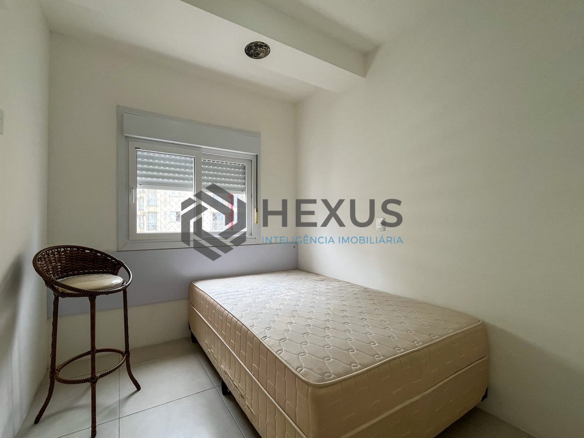Foto 16 de Apartamento com varanda gourmet, vista mar e lazer na quadra mar da Praia das Pitangueiras, Guaruja