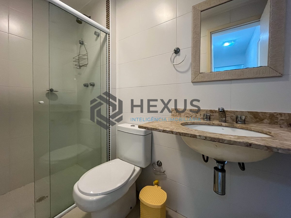 Foto 19 de Apartamento com varanda gourmet, vista mar e lazer na quadra mar da Praia das Pitangueiras, Guaruja