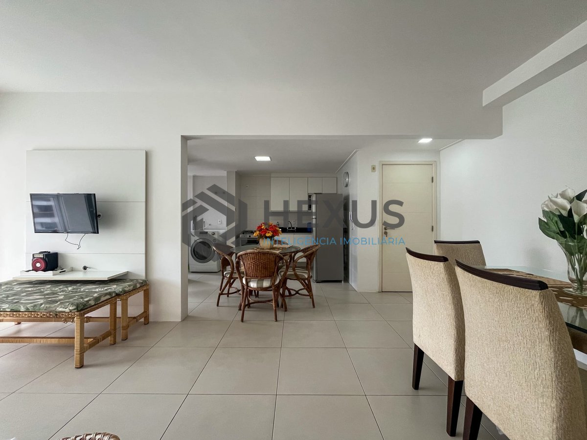Foto 3 de Apartamento com varanda gourmet, vista mar e lazer na quadra mar da Praia das Pitangueiras, Guaruja