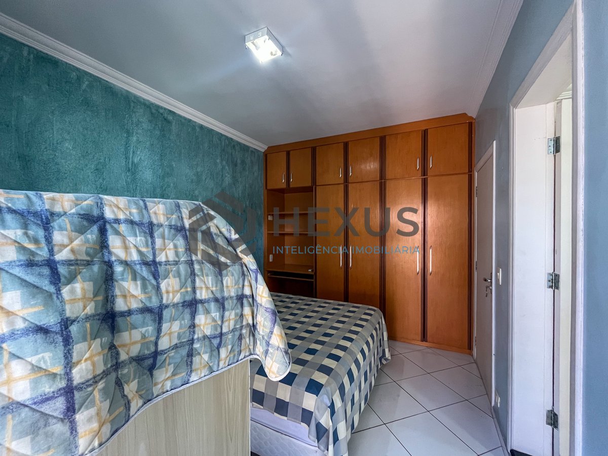 Foto 18 de Apartamento com varanda e vista mar na quadra-mar da Praia das Pitangueiras, Guaruja