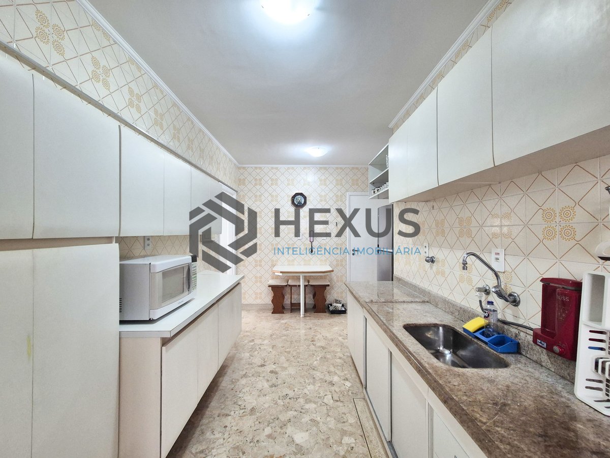 Foto 23 de Apartamento com varanda na Praia das Pitangueiras, Guaruja