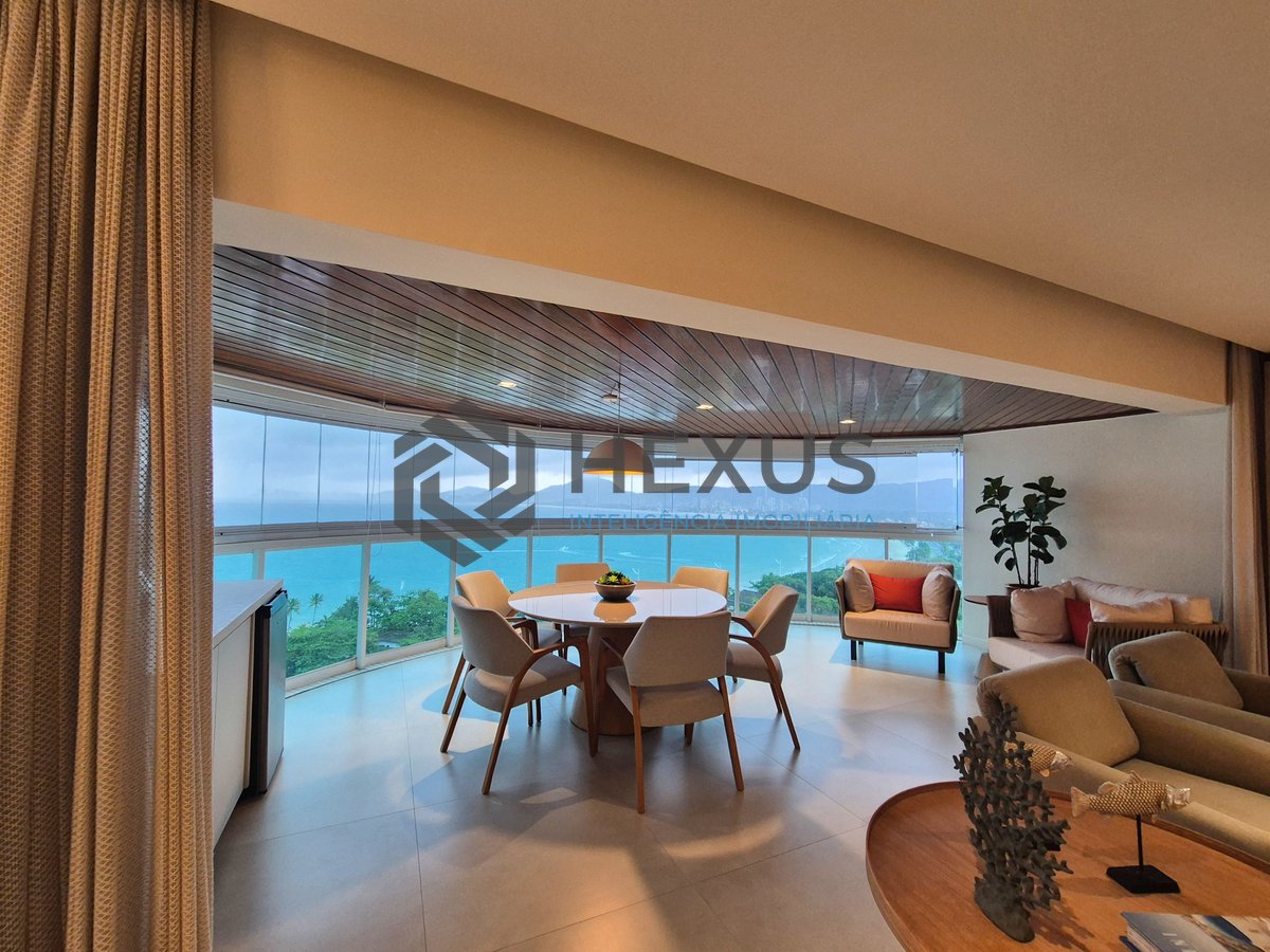 Foto 11 de Apartamento reformado frente mar com varanda gourmet e lazer de clube na Praia da Enseada, Guaruja