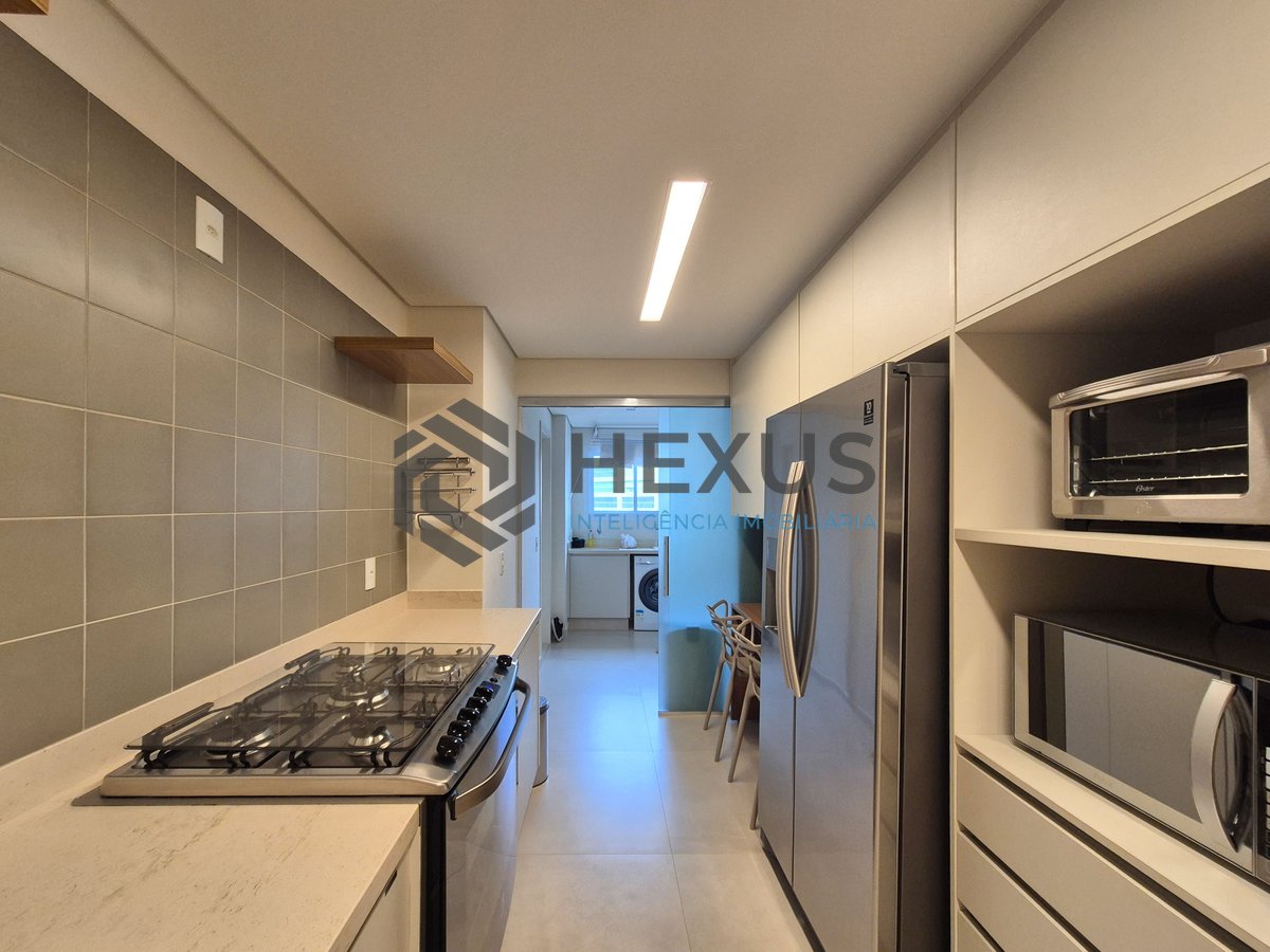 Foto 63 de Apartamento reformado frente mar com varanda gourmet e lazer de clube na Praia da Enseada, Guaruja