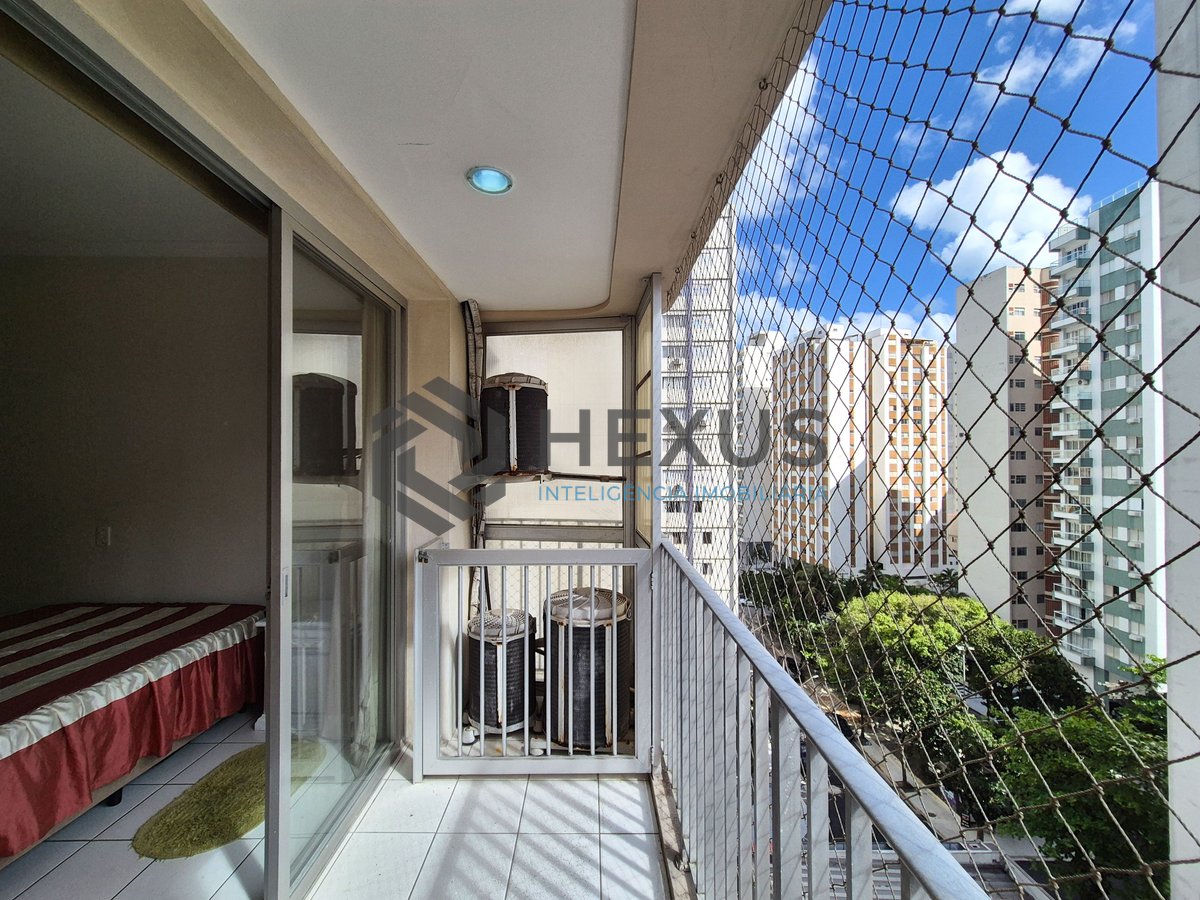 Foto 34 de Apartamento com varanda e lazer a uma quadra da Praia das Pitangueiras, Guaruja