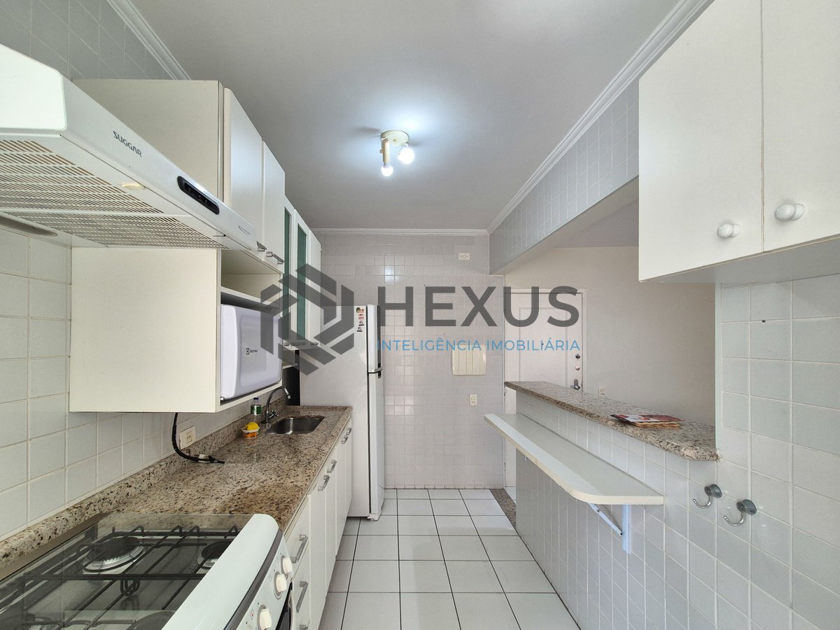 Foto 38 de Apartamento com varanda e lazer a uma quadra da Praia das Pitangueiras, Guaruja
