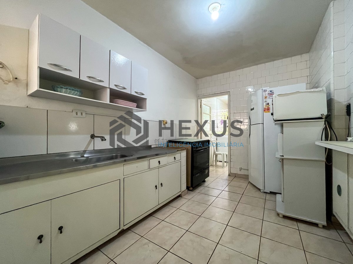 Foto 14 de Apartamento mobiliado a uma quadra da Praia das Pitangueiras, Guaruja