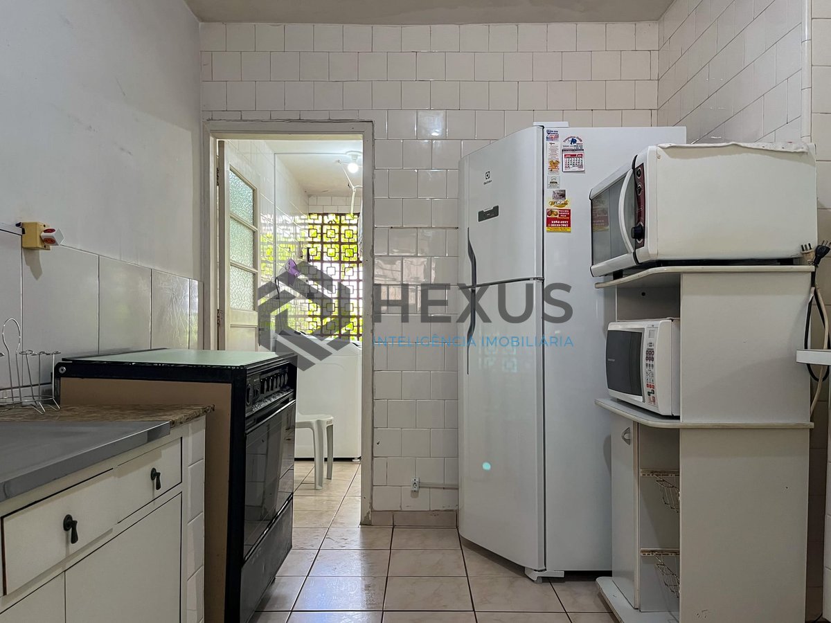 Foto 15 de Apartamento mobiliado a uma quadra da Praia das Pitangueiras, Guaruja