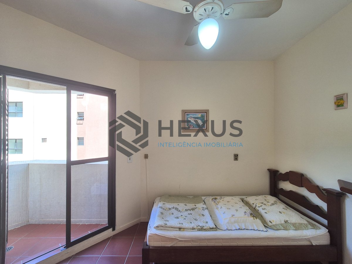 Foto 15 de Apartamento com varanda e lazer na Praia das Pitangueiras, Guaruja