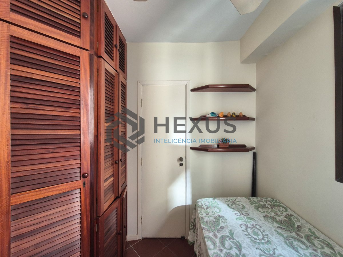 Foto 19 de Apartamento com varanda e lazer na Praia das Pitangueiras, Guaruja