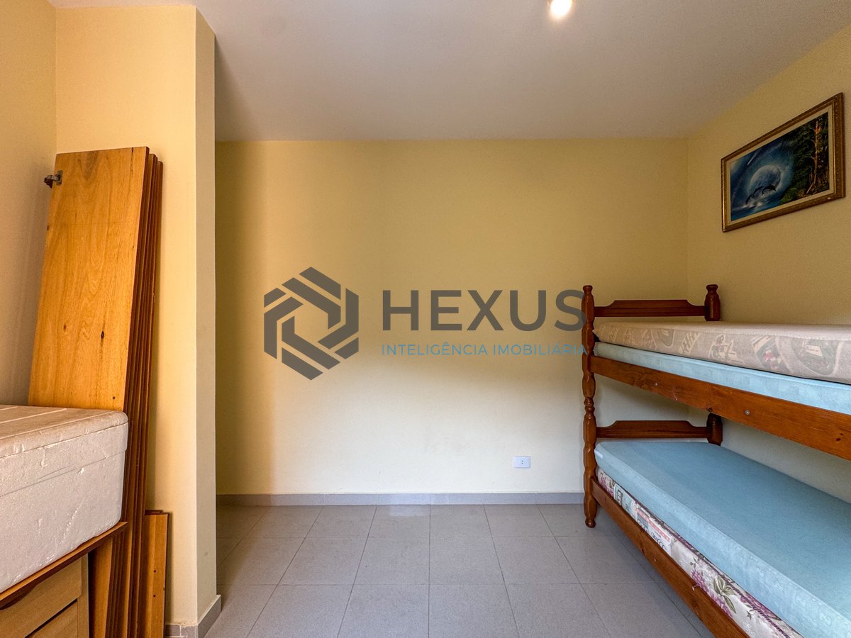 Foto 17 de Apartamento com varanda e lazer na Praia das Pitangueiras, Guaruja