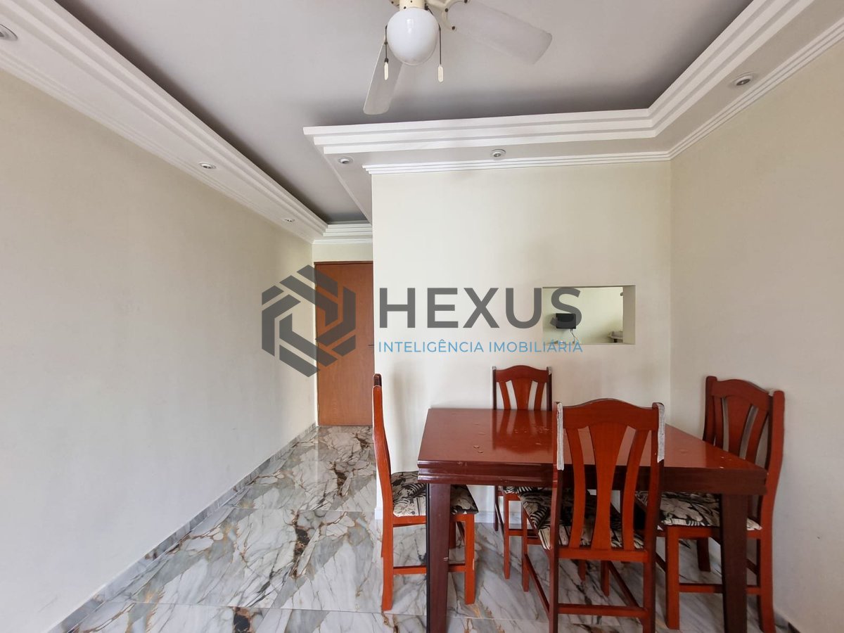 Foto 5 de Apartamento reformado com varanda e lazer na Praia da Enseada, Guaruja