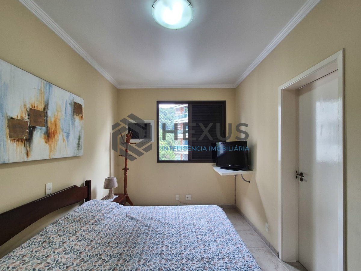 Foto 11 de Apartamento com varanda e lazer na Praia das Pitangueiras, Guaruja