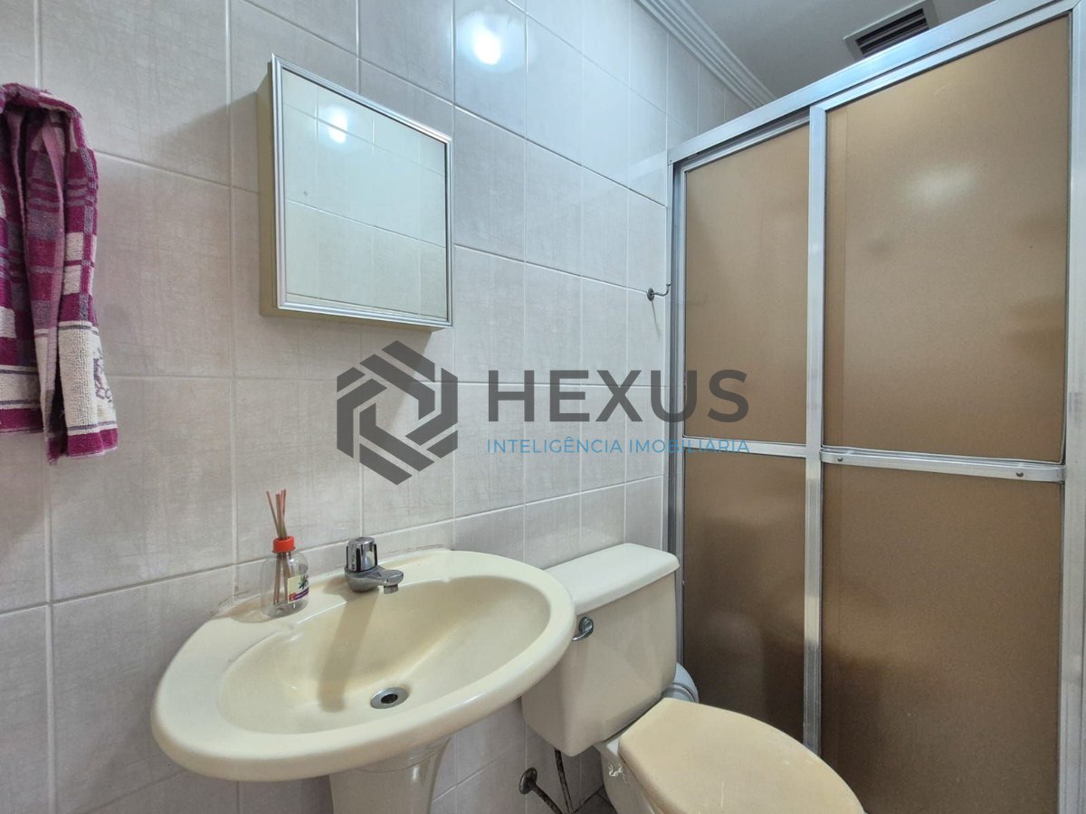 Foto 31 de Apartamento com varanda e lazer na Praia das Pitangueiras, Guaruja