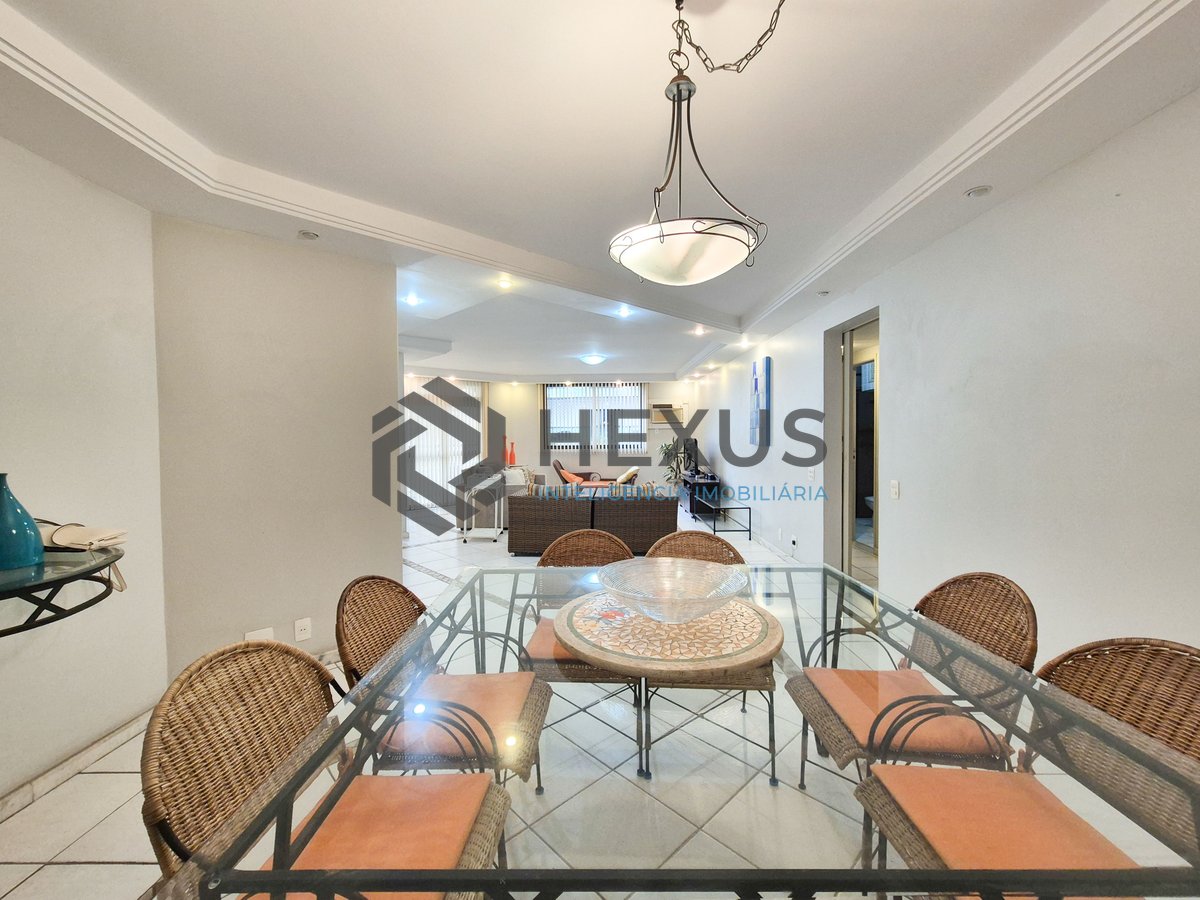 Foto 7 de Apartamento com varanda e lazer na Praia das Pitangueiras, Guaruja