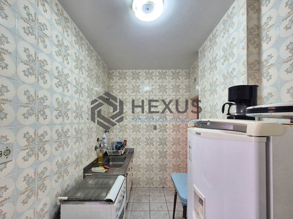 Foto 13 de Apartamento na quadra mar da Praia das Pitangueiras, Guaruja