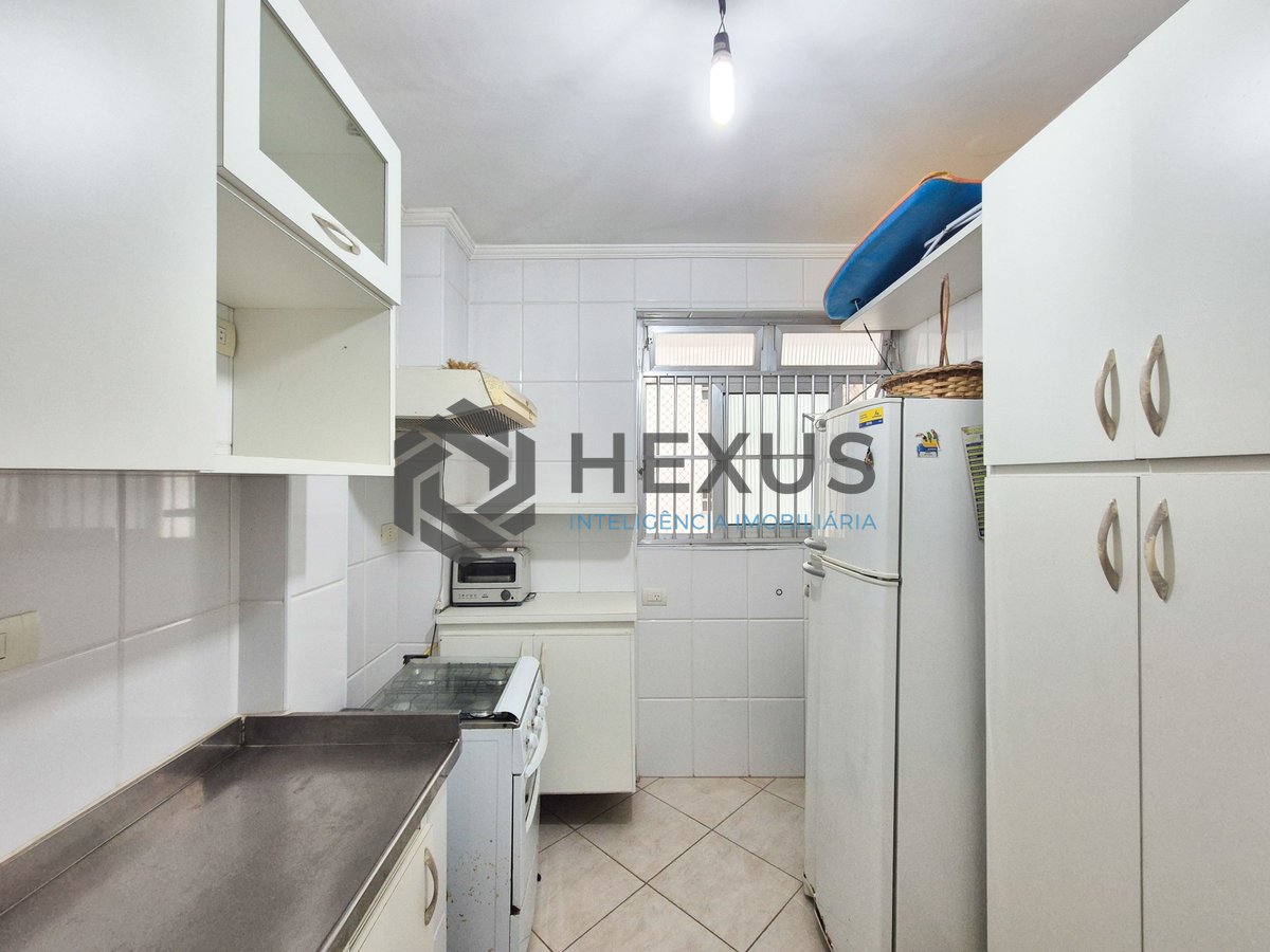 Foto 12 de Apartamento mobiliado na quadra mar da Praia das Pitangueiras, Guaruja