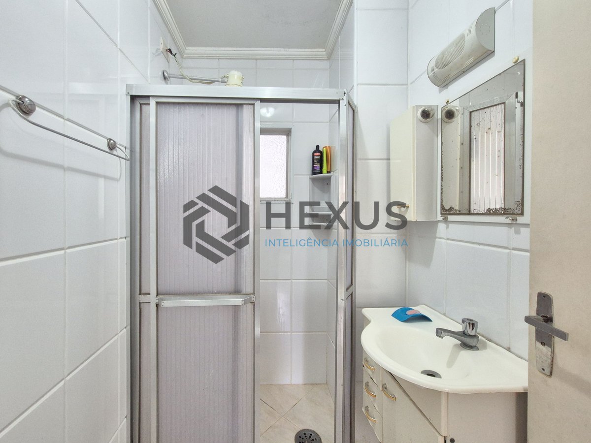 Foto 16 de Apartamento mobiliado na quadra mar da Praia das Pitangueiras, Guaruja