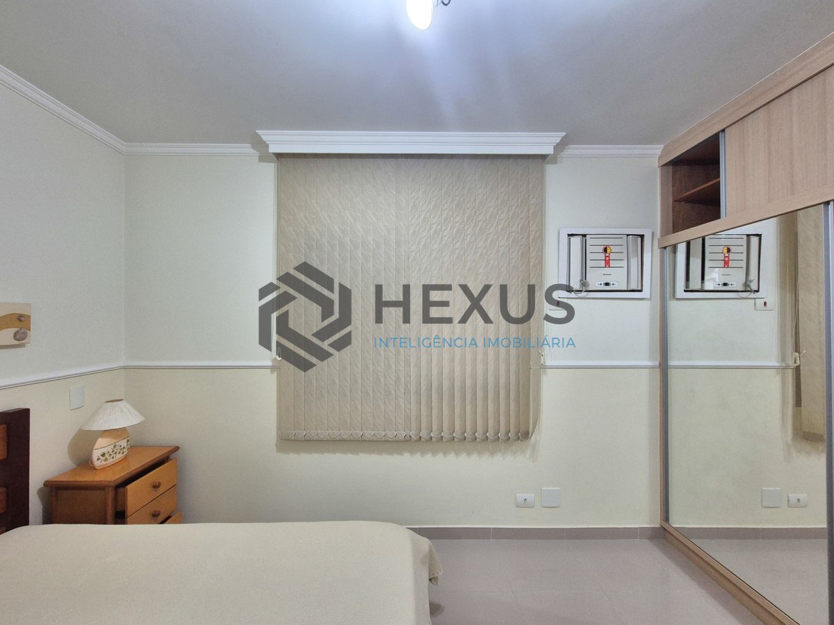 Foto 15 de Apartamento com varanda e lazer na Praia das Pitangueiras, Guaruja
