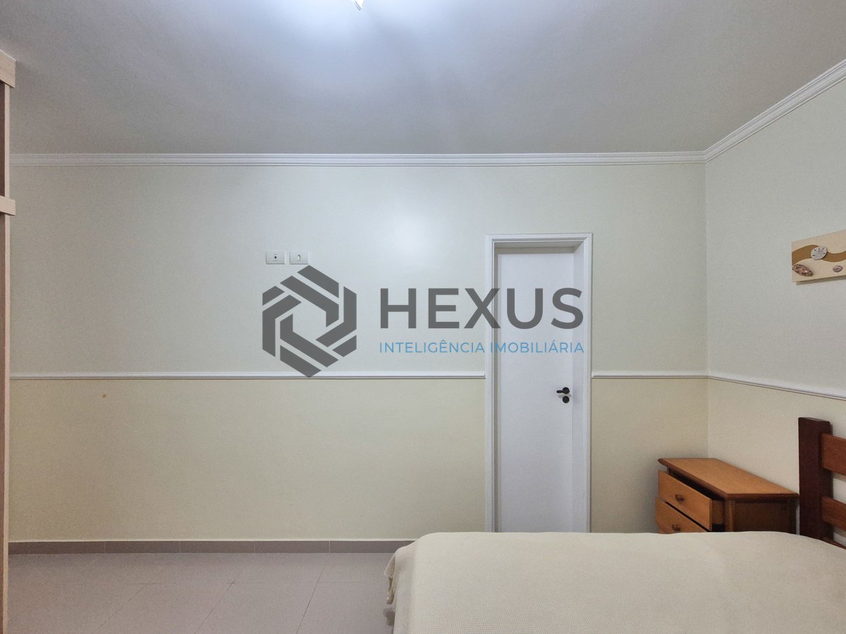 Foto 17 de Apartamento com varanda e lazer na Praia das Pitangueiras, Guaruja