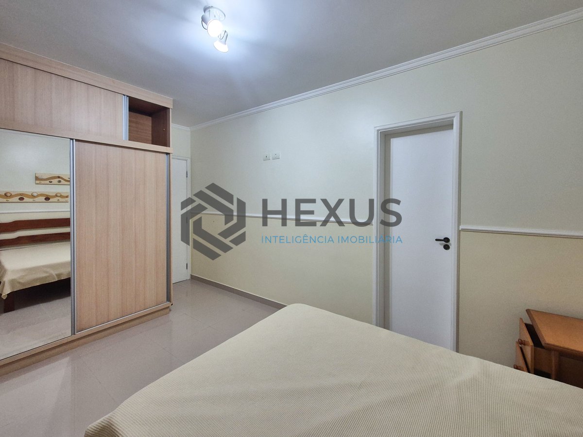 Foto 18 de Apartamento com varanda e lazer na Praia das Pitangueiras, Guaruja