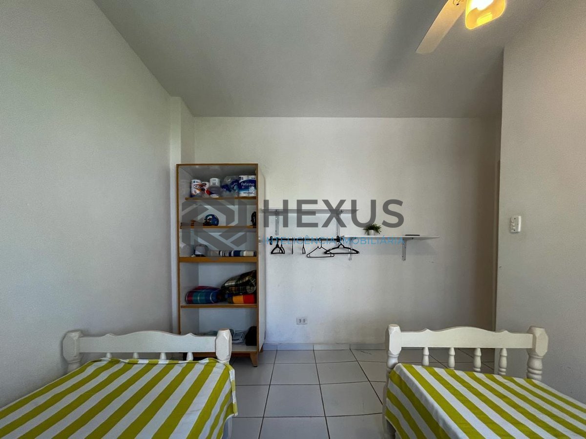 Foto 18 de Apartamento reformado com vista mar a uma quadra da Praia das Pitangueiras, Guaruja