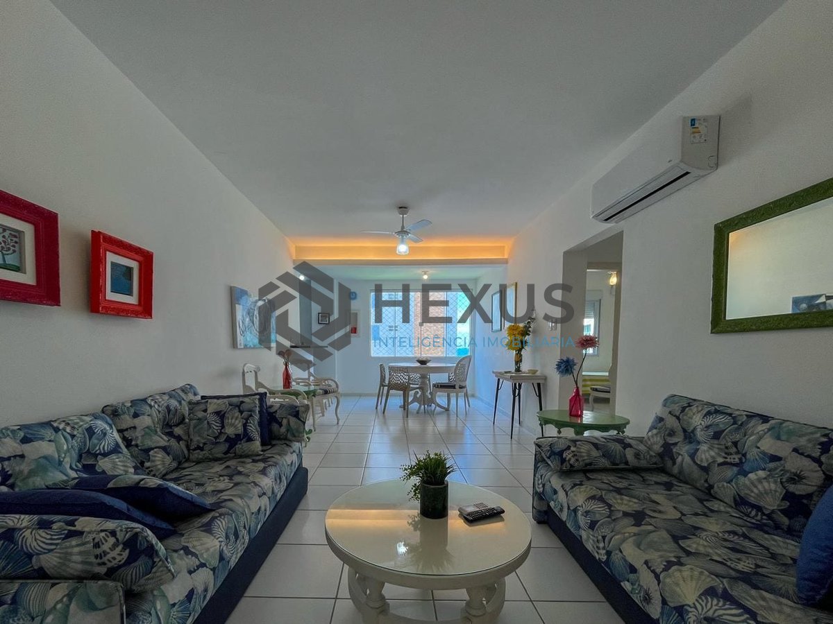 Foto 3 de Apartamento reformado com vista mar a uma quadra da Praia das Pitangueiras, Guaruja