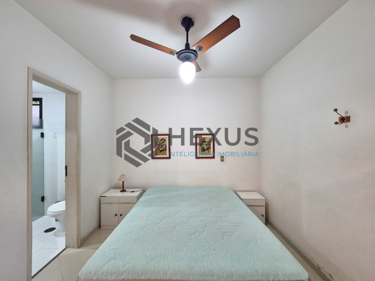 Foto 12 de Apartamento com varanda e lazer na Praia das Pitangueiras, Guaruja