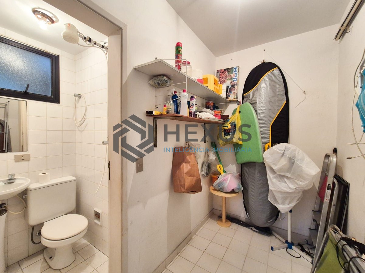 Foto 24 de Apartamento com varanda e lazer na Praia das Pitangueiras, Guaruja
