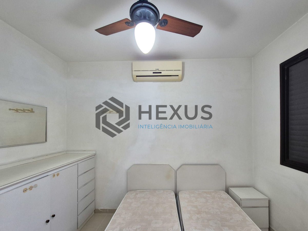 Foto 9 de Apartamento com varanda e lazer na Praia das Pitangueiras, Guaruja