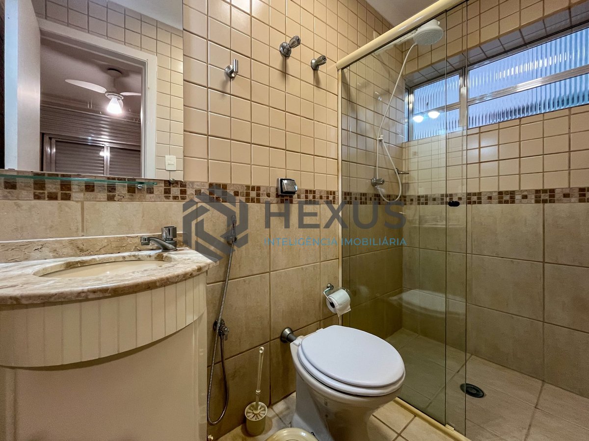 Foto 14 de Apartamento a uma quadra da Praia das Pitangueiras, Guaruja