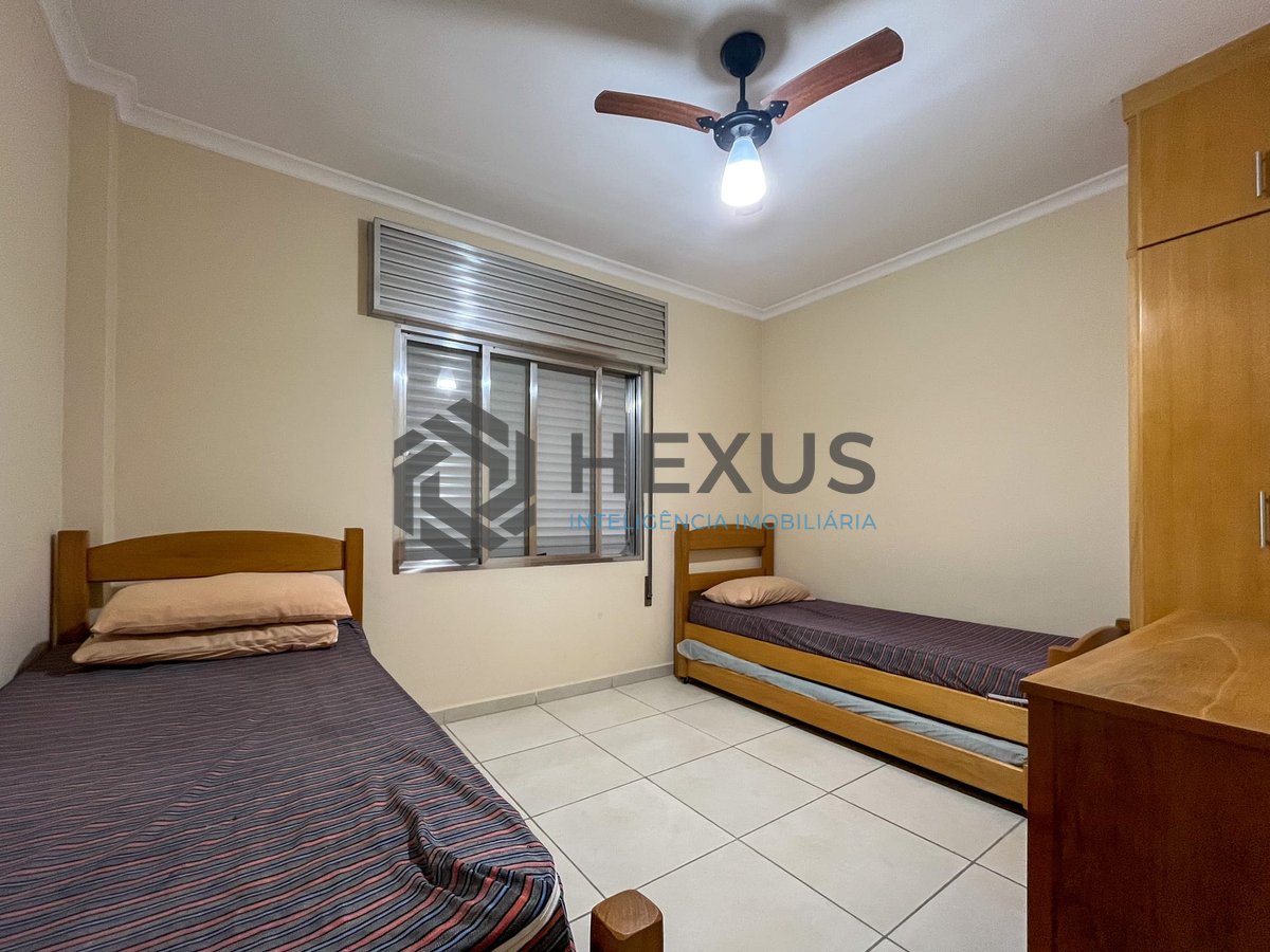 Foto 15 de Apartamento a uma quadra da Praia das Pitangueiras, Guaruja