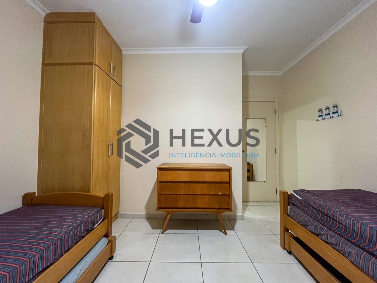 Foto 16 de Apartamento a uma quadra da Praia das Pitangueiras, Guaruja